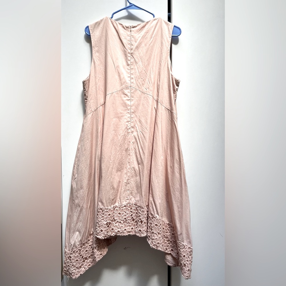 Sleeves midi dress with hidden pockets , rose petals color.